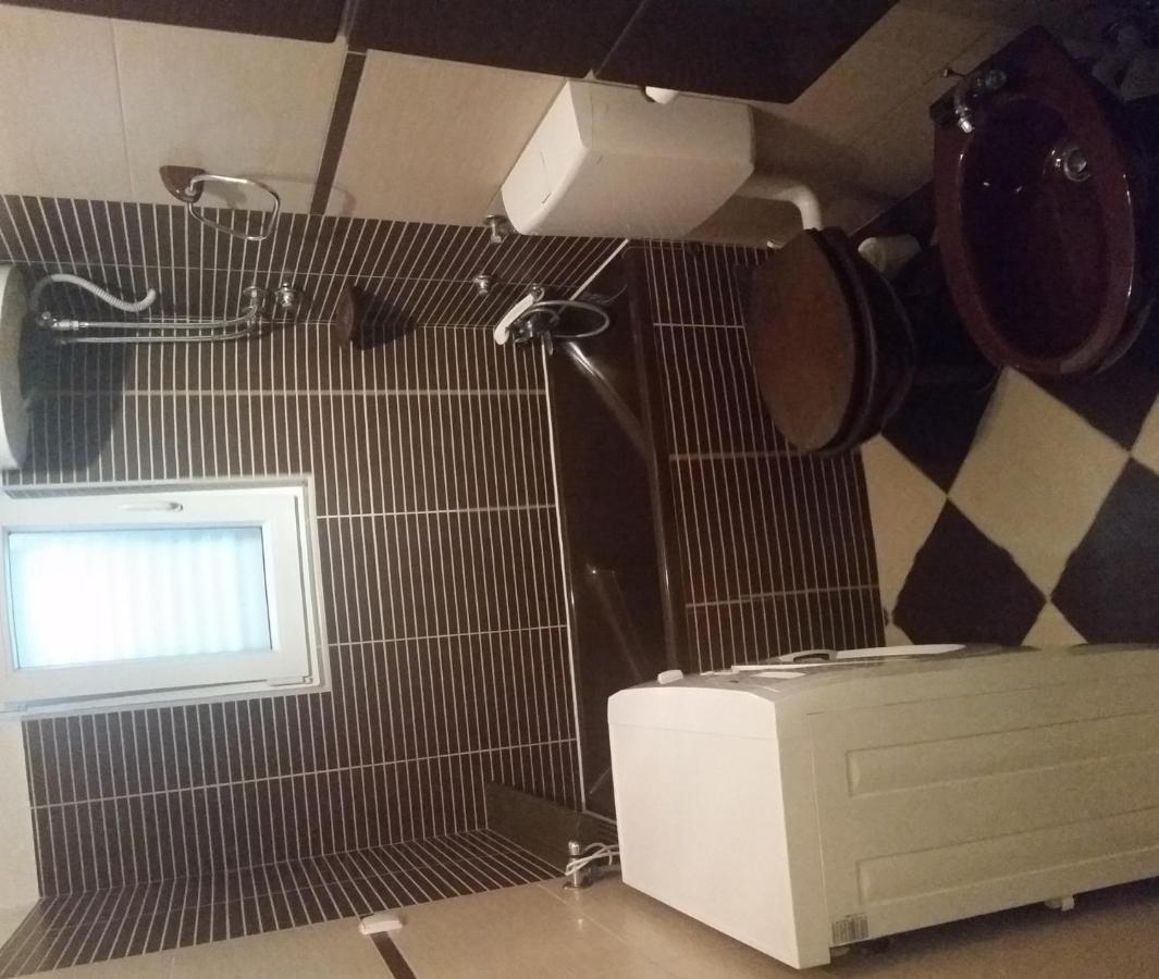 Apartment B&K Raslina Dış mekan fotoğraf