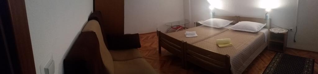 Apartment B&K Raslina Dış mekan fotoğraf