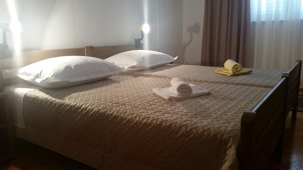 Apartment B&K Raslina Dış mekan fotoğraf